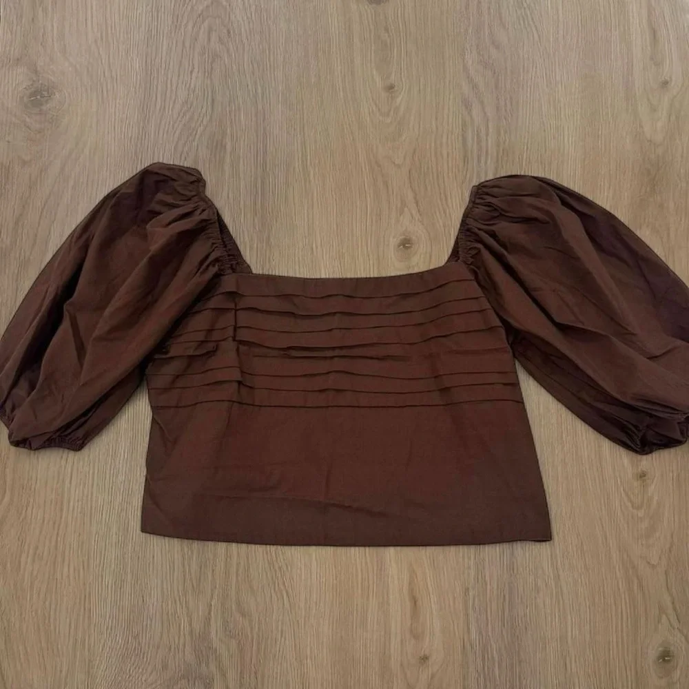 Abercrombie & Fitch Brown Puff Sleeve Square Neck Top